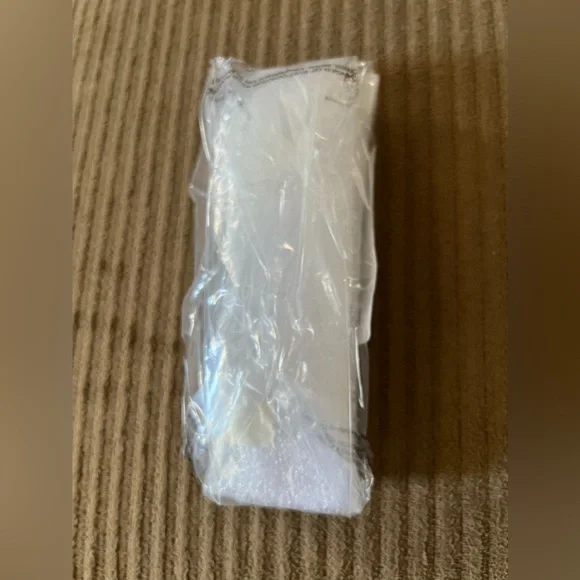 Coach Trigger Snap Bag Charm With Cherry Print nwt in packaging - Picture 3 of 3